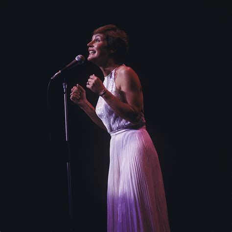 Helen Reddy Was Married 3 Times — Meet The I Am Woman Singers Ex