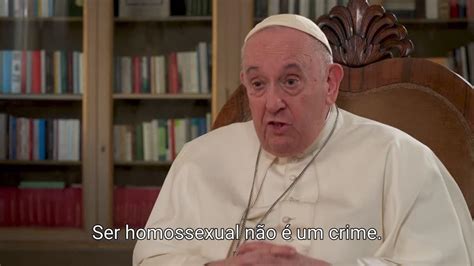 Papa Francisco Diz Que Ser Homossexual Não é Crime Mas é Pecado Cnn