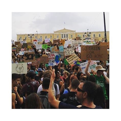 Mill N Y Medio De Personas En Las Calles De Todo El Mundo Por La