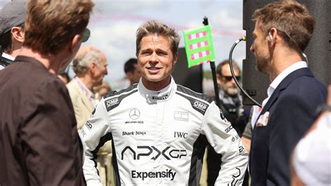 Brad Pitt Dreht Bei Formel 1 Rennen In Silverstone Freenet De