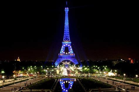 Tower in Blu - The Eiffel Tower Photo (8155362) - Fanpop