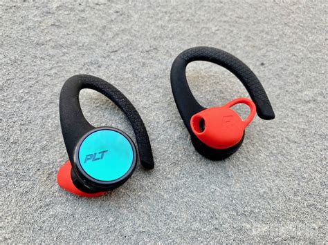 Plantronics Backbeat Fit Review Excellent Wireless Earbuds For