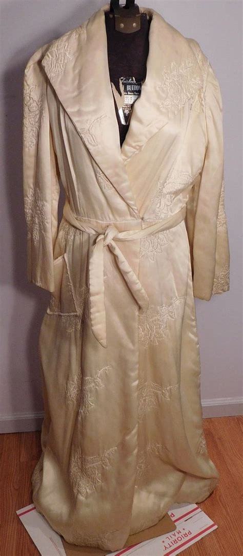 Vintage Satin Quilted Robe 1940s 1950s Ivory Quilted Dressing Etsy