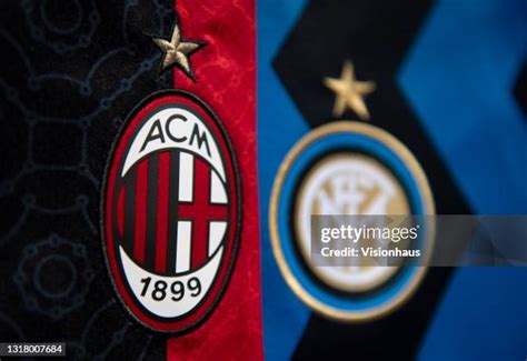Inter Milan Logo Photos and Premium High Res Pictures - Getty Images
