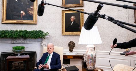 Biden Embraces Schumers Speech Castigating Netanyahu The New York Times