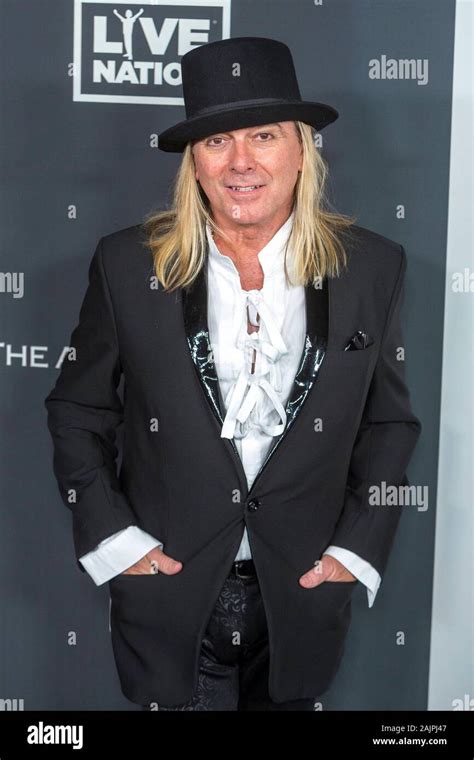 Robin Zander Net Worth