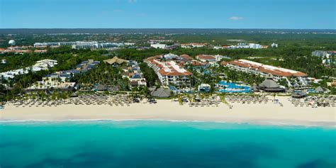 Beach wedding venue in Dreams Royal Beach Punta Cana - Dominican Republic