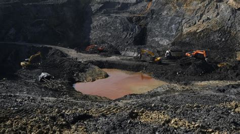 Power Sectors Outstanding Dues To Cil Fall 4 5 In September The