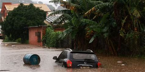 Fuertes Lluvias Provocan Graves Inundaciones En El Sur Del Brasil Hay