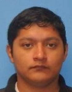 Oscar Hernandez A Registered Sex Offender In Waukegan Il At