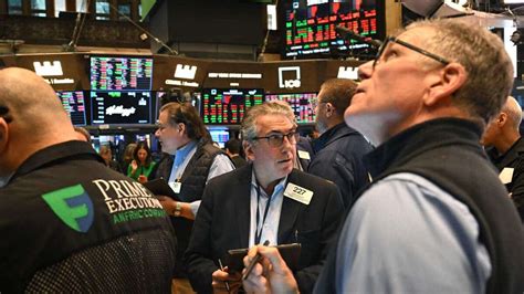 Les Marchés Ballotés Et Les Banques Dans La Tempête Après Des Faillites Aux États Unis Tva