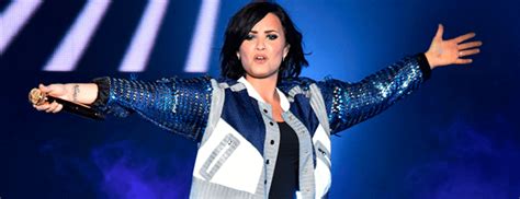 Demi Lovato Vem Ao Brasil Em Outubro Segundo Jornalista Beco Literário®