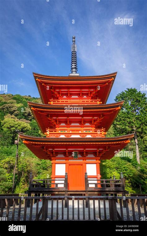 Three Story Pagoda Kiyomizu Dera Temple Kyoto Hi Res Stock Photography