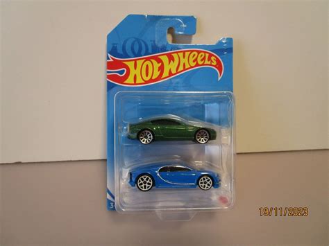 2 HOT WHEELS BUGATTI ASTON MARTIN FVN40 Kaufen Auf Ricardo