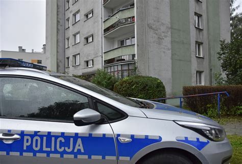 Legionowo Kobieta Brutalnie Zgwa Cona I Pobita Przed Blokiem Policja