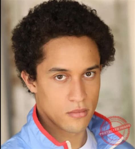 Robert De Niro Aaron Kendrick De Niro Bio, Age, Mom, Siblings, Net Worth