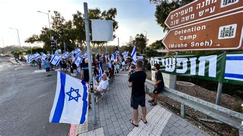 שידור הנאומים ליברמן שפע שוורץ שרגא ועוד המחאה נגד ההפיכה המשטרית