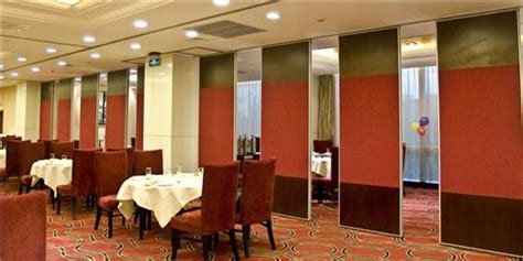 China Soundproof Folding Partition Walls Manufacturers, Suppliers and ...