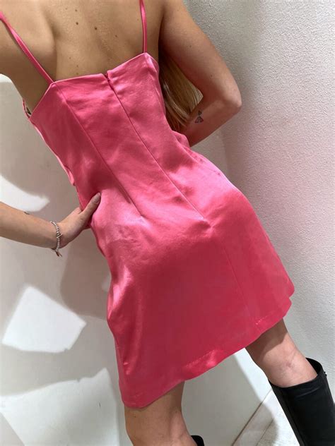 Vestito In Raso Rosa Spalline Catena Kontatto Scintille Store