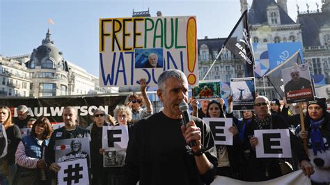 Detained Anti Whaling Activist Paul Watson Requests French Nationality