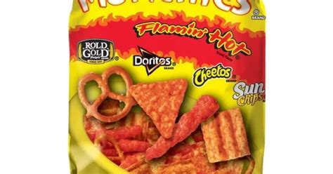 Frito Lays Munchies Snack Mix Flamin Hot Flavored 9 25 Oz 262g