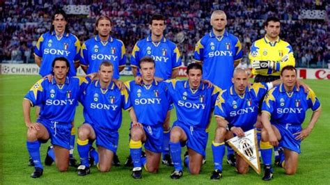 Champions League 1996 Final Descuento Online