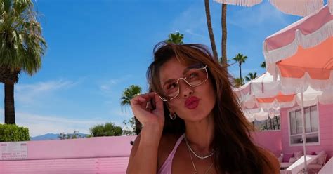 Unwiderstehlich heiß Sarah Engels zeigt Traumkörper im sexy Bikini