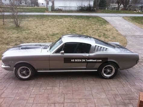 1965 Ford mustang fastback colors