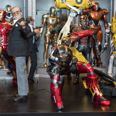 Posed 1 6 1 4th Scale Hot Toys Sideshow More TFW2005 The 2005 Boards