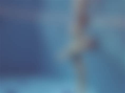 Hot Naked Girls Underwater In The Pool Vid Os Porno Gratuites Youporn