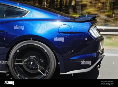 Metallic blue car hi-res stock photography and images - Alamy