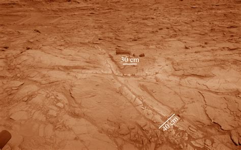 High Silica ‘halos Found In Gale Crater Shed Light On Wet Ancient Mars