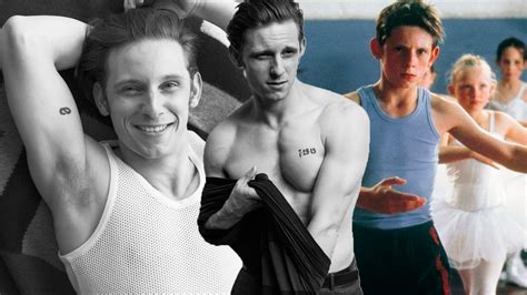 Jamie Bell Tiene Un Enigmático Tatuaje Y Esto Es Lo Que Significa