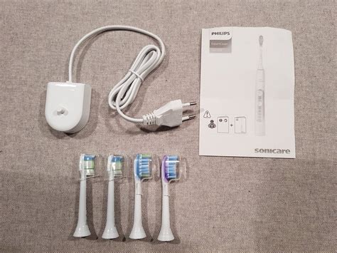 Philips Sonicare B Rstenk Pfe Und Ladestation Kaufen Auf Ricardo