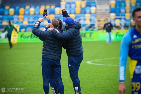 Arka Gdynia S S A Oficjalny Serwis Internetowy Zdjęcie