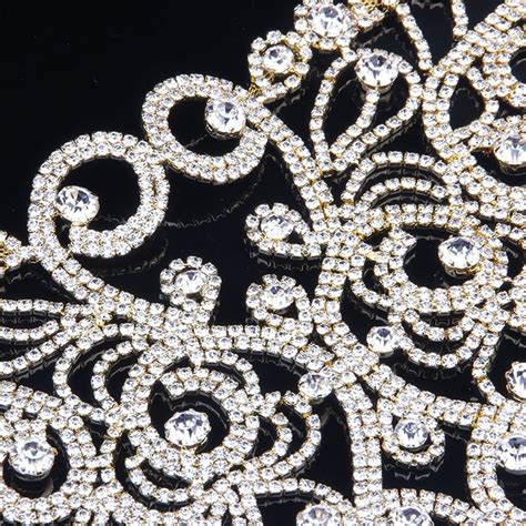 Sexy Silver Bikini Thong Crystal Body Chain Jewelry For Women Flower Hollow Underwear