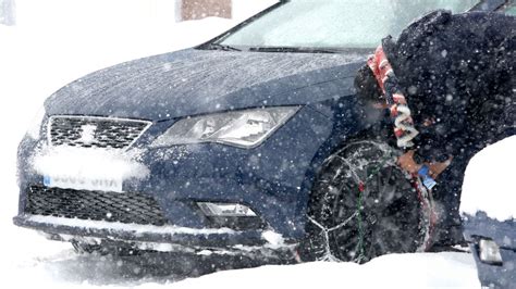 La Nieve Obliga Al Uso De Cadenas En Tres Carreteras Leonesas