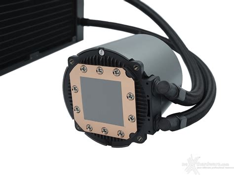 DEEPCOOL Castle 360 RGB V2 | 2. Visto da vicino - Parte prima | Recensione