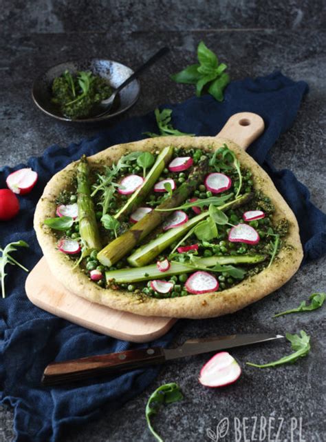 Bezglutenowa Tarta Ze Szparagami Cukini I Tofu Wega Ska Bezbez Pl