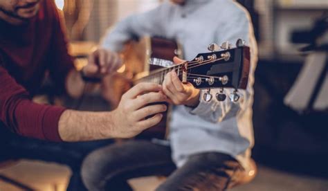 Kiedy Najlepiej Rozpocz Nauk Gry Na Gitarze Sprawd