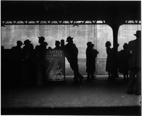 Elliott Erwitt - New York City, 1948 - Elliott Erwitt (Black and White ...