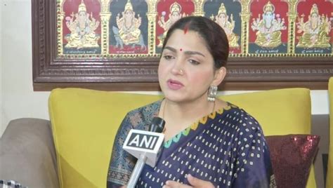 Bjp Leader Khushbu Sundar Hits Back At Dmk Leader For Sexist Remarks