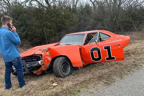 A Dukes Of Hazzard General Lee Has Been Wrecked In Missouri