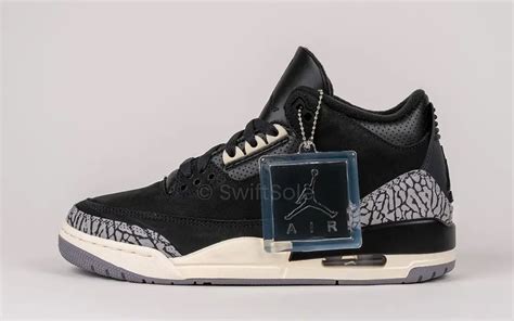 First Looks At The Air Jordan 3 Wmns Off Noir Dailysole