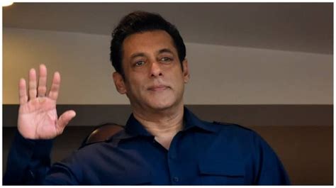 Salman Khan Receives New Threat Through Facebook Post Security Reviewed