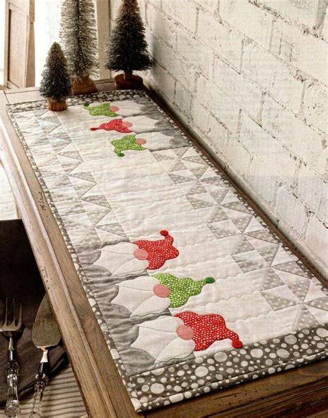 Christmas Quilt Patterns For Table Runners Printable Templates Free