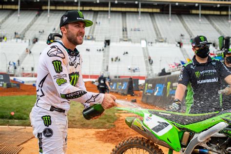 Eli Tomac Talks 2021 Atlanta 1 Supercross Win - Racer X
