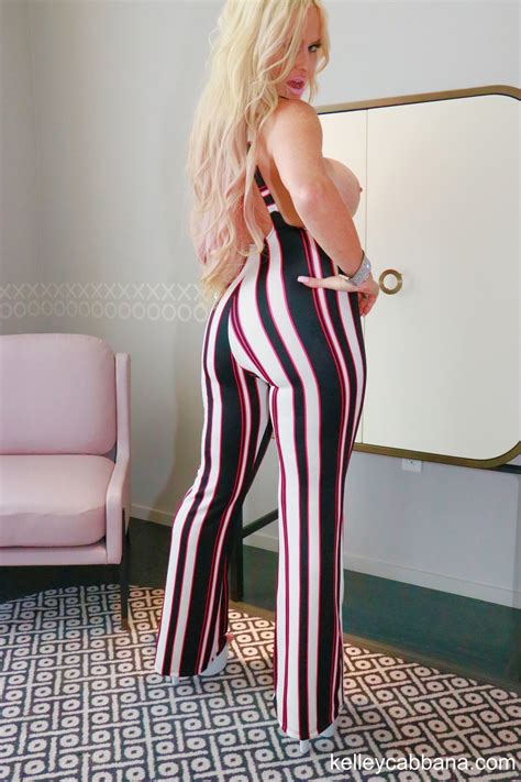 Mature Kelley Cabbana Shows Tits In Hot Suspenders Photos