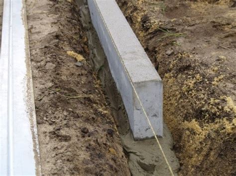 Бордюры садовые тротуарные купить по цене завода в Москве и Подмосковье