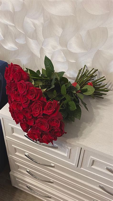 Пин от пользователя Just_ina на доске Flowers | Красные розы, Небольшие ...